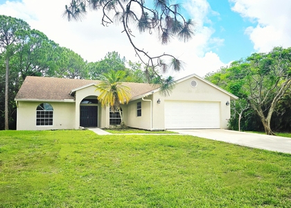 13588 74th Street N - Photo 1