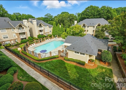5007 Sharon Road - Photo 1