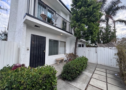 40 S Venice Boulevard - Photo 1