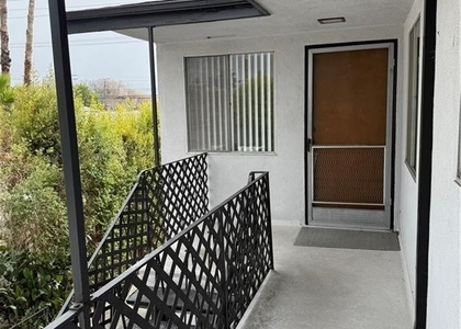425 Allen Avenue - Photo 1