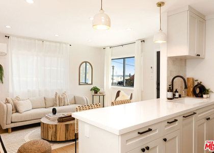 17 Sunset Avenue - Photo 1