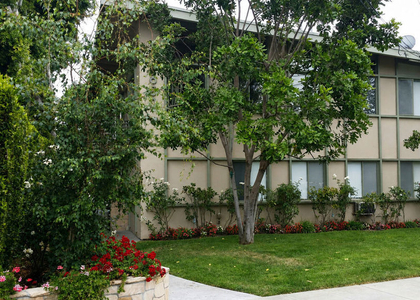 4860 Van Noord - Photo 1