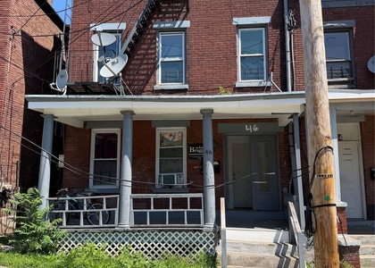 46 Benkard Avenue - Photo 1