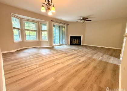 902 Woodhaven Drive - Photo 1