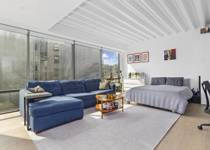 305 Union Avenue - Photo 1