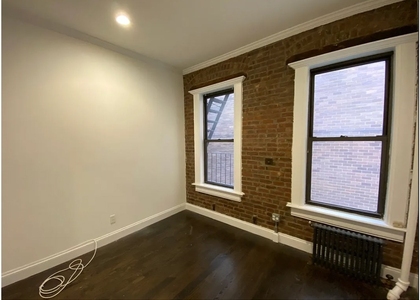 239 E 58th Street - Photo 1