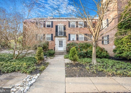 5007 10th Street S - Photo 1