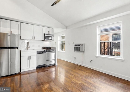 1616 Spruce Street - Photo 1