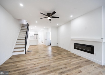 3712 Manayunk Avenue - Photo 1