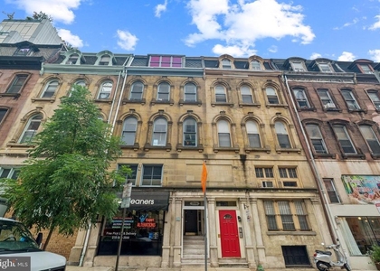 2116 Walnut Street - Photo 1