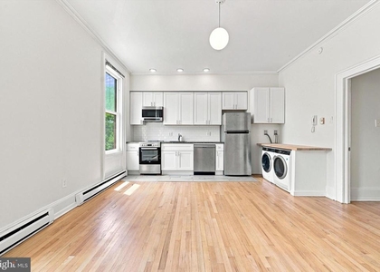 2107 Green Street - Photo 1