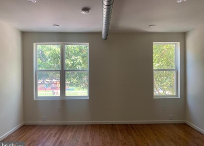 434 S 52nd Street - Photo 1