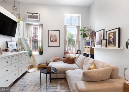 2137 Spruce Street - Photo 1