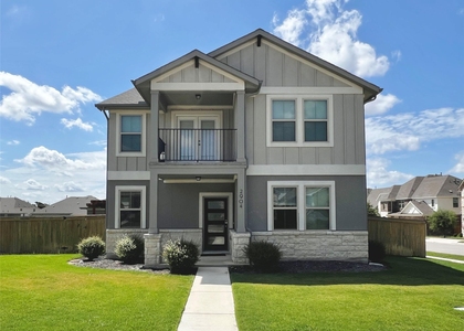 2904 Sage Ranch Dr - Photo 1
