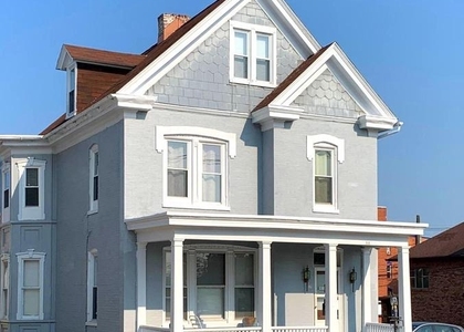 111 King Street - Photo 1