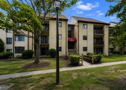15609 Dorset Road - Photo 1
