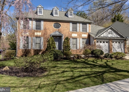 11001 Sugarbush Terrace - Photo 1