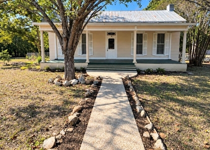 302 S Burleson St - Photo 1