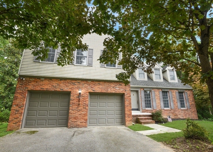 91 Premier Court - Photo 1