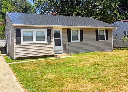847 Lincoln Street - Photo 1