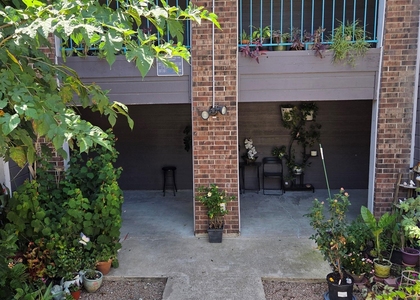 1840 Burton Dr - Photo 1