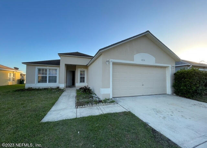10538 Lantana Lakes Drive N - Photo 1