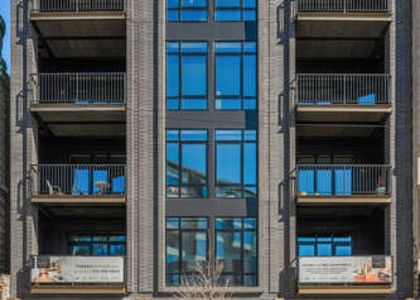 1257 N Ashland Avenue - Photo 1