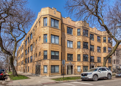 1904 N Whipple Street - Photo 1