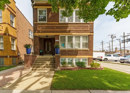 2125 Wesley Avenue - Photo 1
