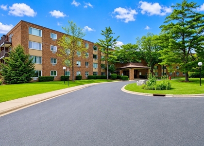 1500 Robin Circle - Photo 1
