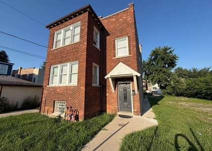 223 N Laporte Avenue - Photo 1