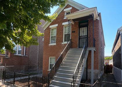 1617 W 38th Place - Photo 1
