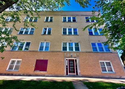 3214 W Berteau Avenue - Photo 1
