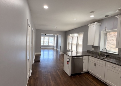 1220 S 59th Court - Photo 1