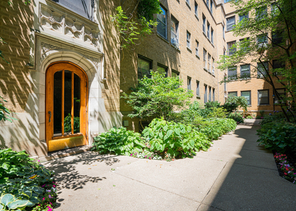 640 W Waveland Avenue - Photo 1