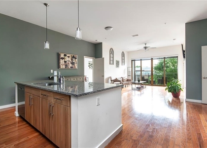 333 Nelson Street Sw - Photo 1