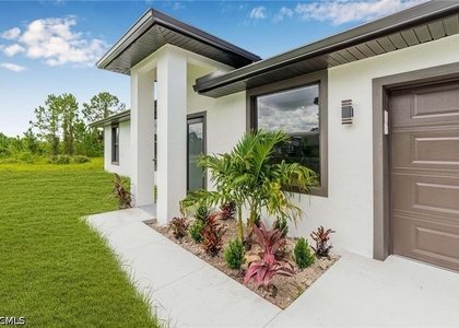 633 Windermere Drive - Photo 1