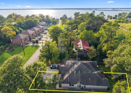 307 Covecrest Drive - Photo 1