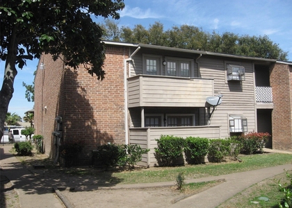 10603 S Wilcrest Drive - Photo 1