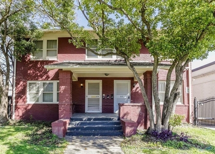 612 W Alabama Street - Photo 1