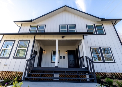 102 Marsden St - Photo 1