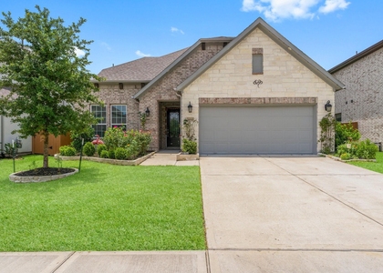 3850 Chapman Bluff Drive - Photo 1