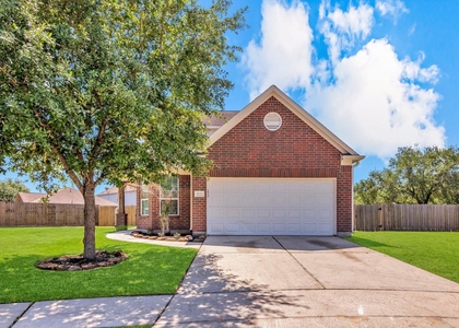1722 Sun Point Court - Photo 1