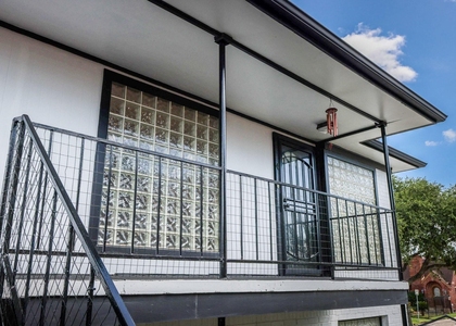 2919 Wentworth Street - Photo 1