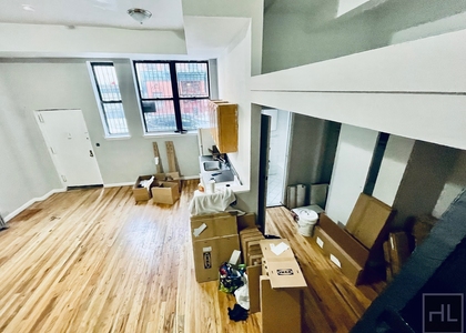 Stanton Street - Photo 1