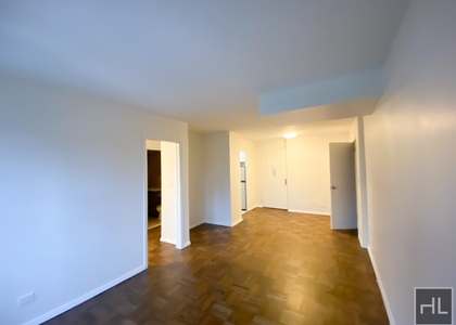 East 63 Street - Photo 1