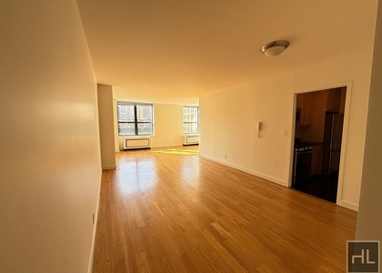 West 87th Street - Photo 1