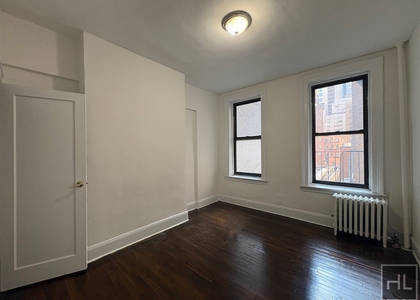 3 Avenue - Photo 1