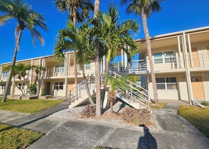 4565 Duhme Road - Photo 1