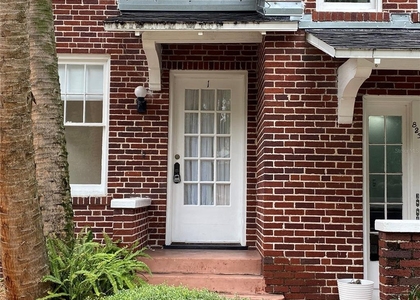823 S Oregon Avenue - Photo 1